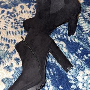 Black SHEIN heel boots
